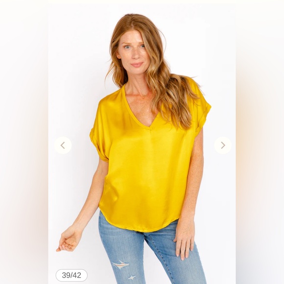 Sofia Made in Italy Tessa Shirt - Picture 1 of 4